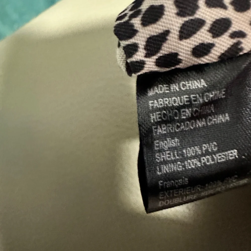 Backpack - Picture 13 of 13